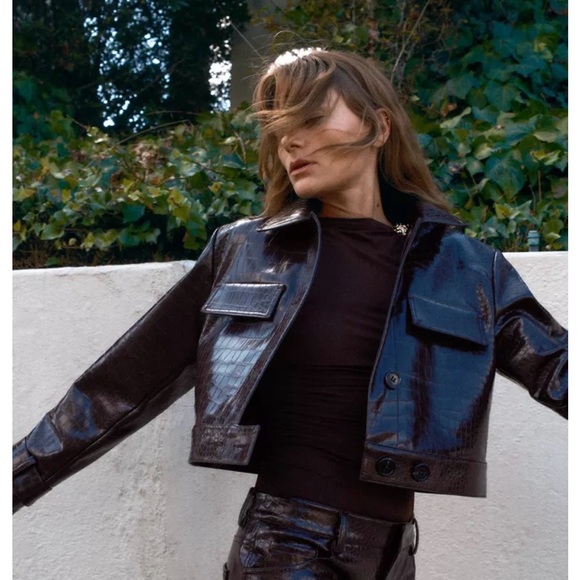 Zara Jackets & Blazers - CROPPED FAUX LEATHER ANIMAL EMBOSSED JACKET
BROWN